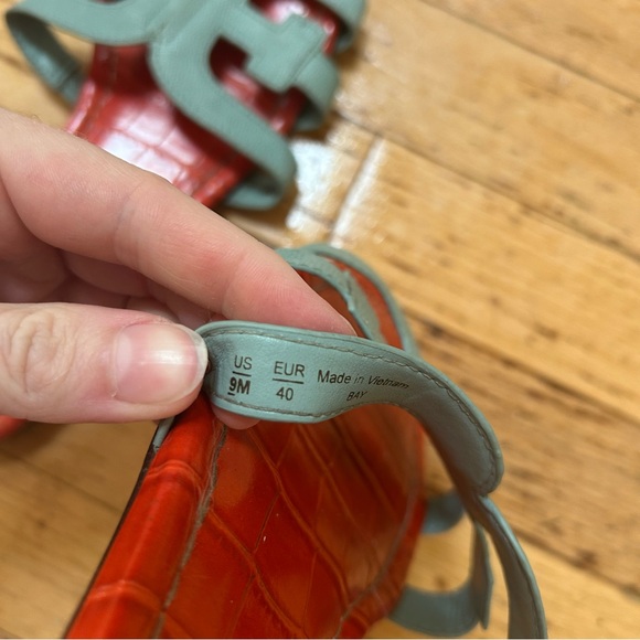 Sam Edelman Bay Slides - Picture 4 of 4